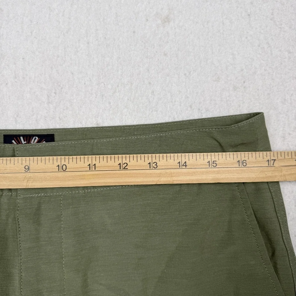 Faherty All Day Shorts Mens 32 Green Chino Stretch Microfiber 9 Inseam Casual